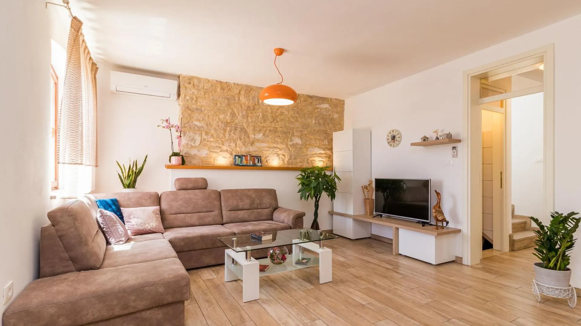 Gemuetliches Stein Ferienhaus Mit Privatem Pool Und Terrasse Mit Grill Galizana 0*,