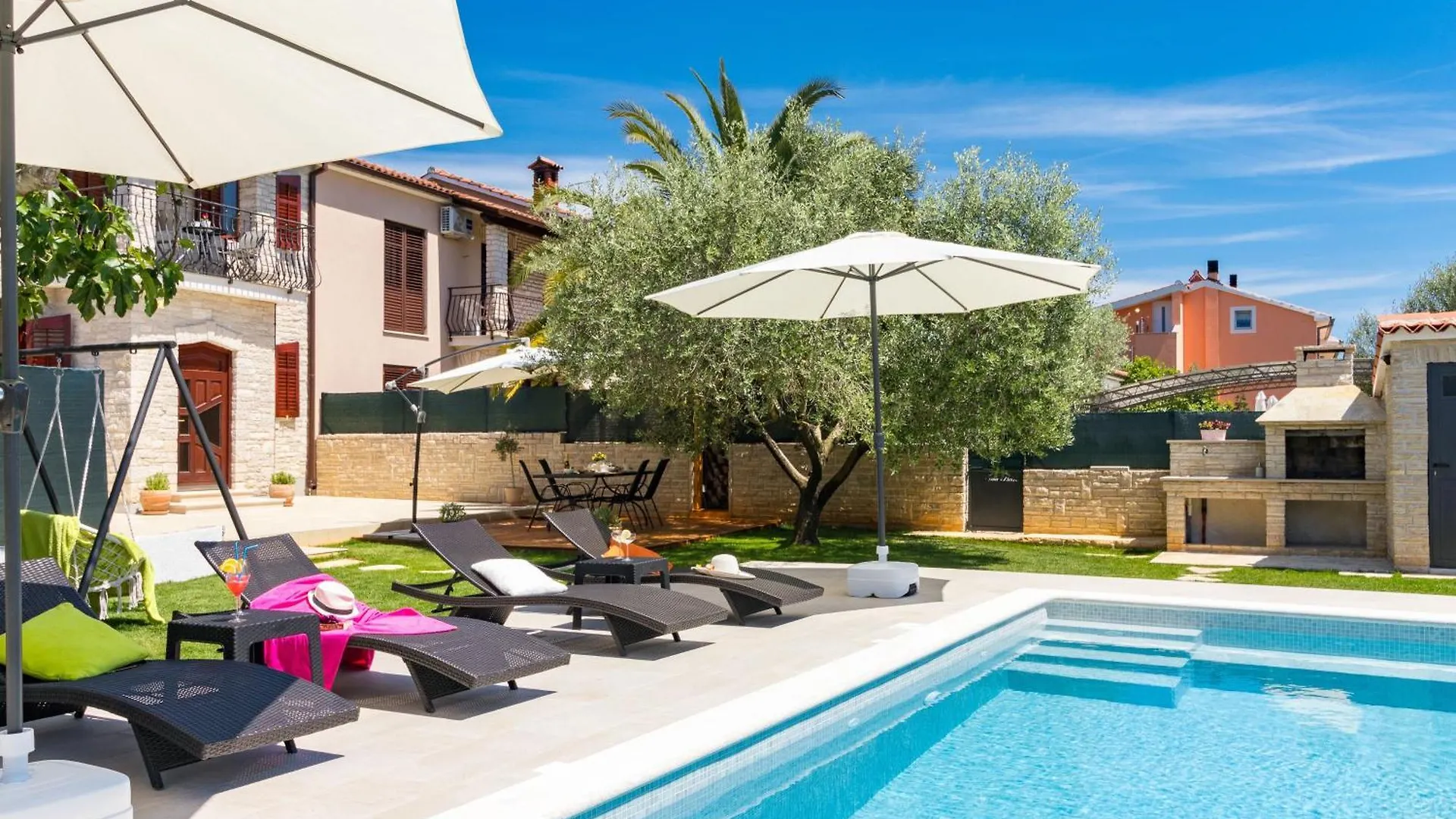 Holiday home Gemuetliches Stein Ferienhaus Mit Privatem Pool Und Terrasse Mit Grill Galizana